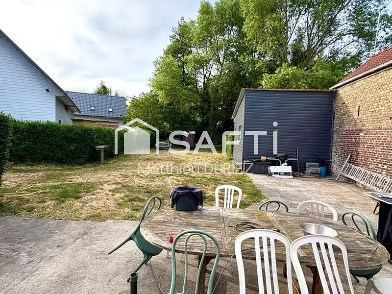 Maison, 210 m²