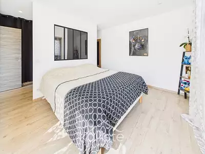 Maison, 166 m²