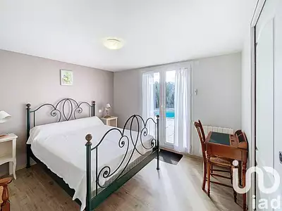 Maison, 195 m²