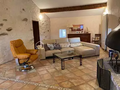 Maison, 285 m²