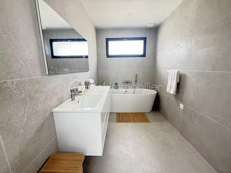 Maison, 150 m²