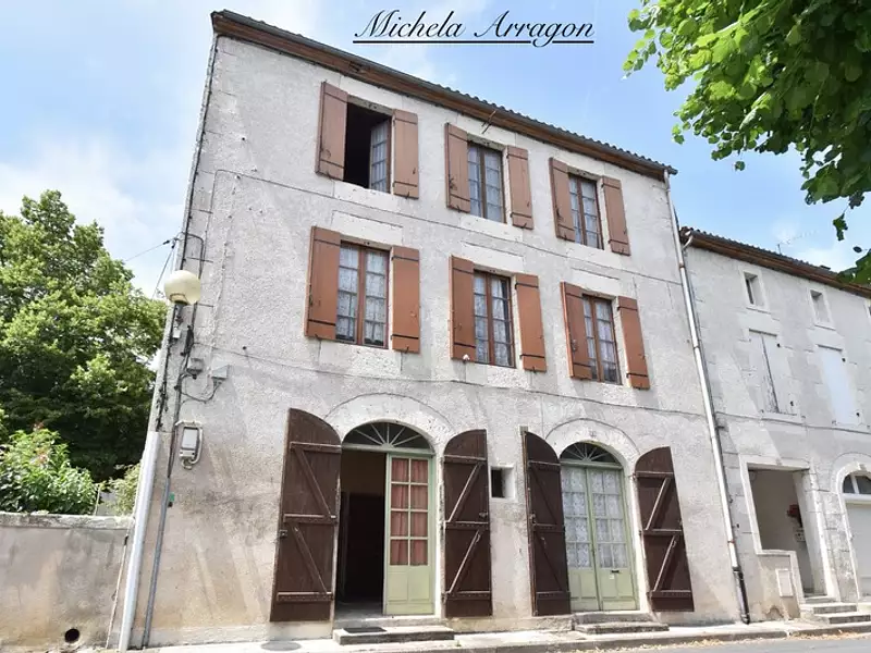 Maison, 165 m²