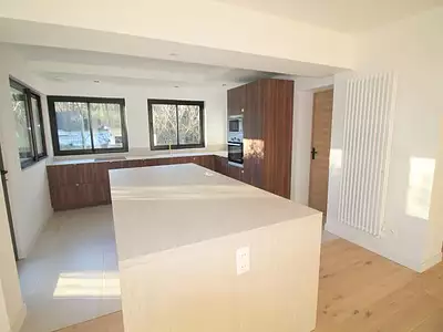 Maison, 210 m²