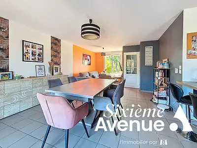 Maison, 89 m²