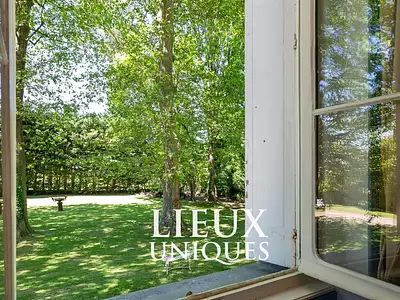 Maison, 630 m²