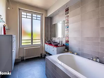 Maison, 252 m²