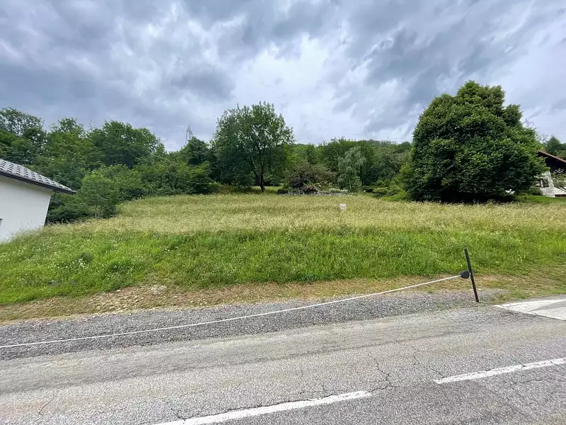 Terrain, 1 743 m²