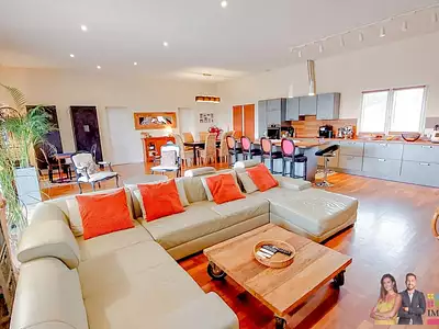 Maison, 384 m²