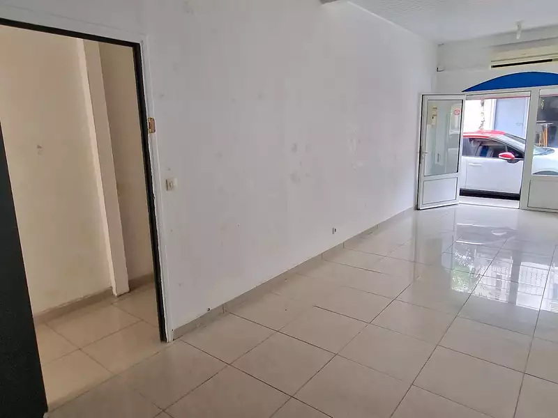 Immeuble, 119 m²