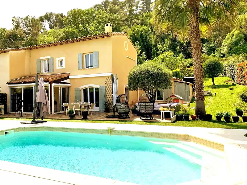 Maison, 128 m²