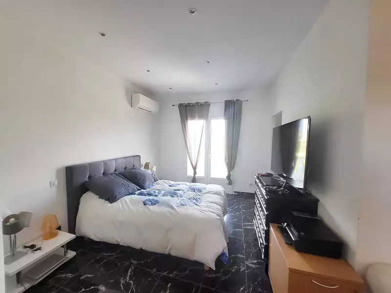 Maison, 210 m²