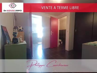 Maison, 235 m²