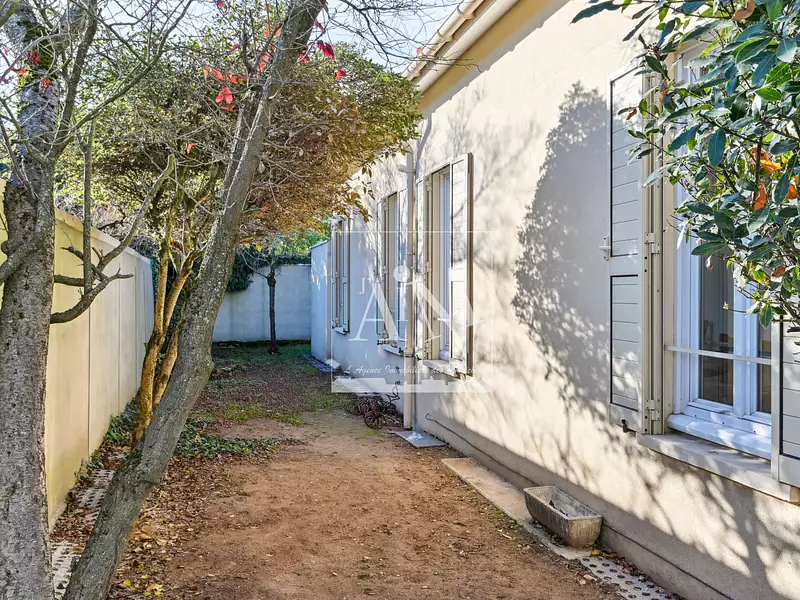 Maison, 190 m²