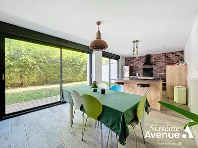 Maison, 181 m²