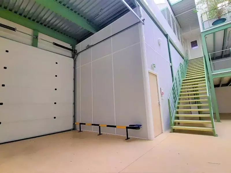 Divers, 255 m²