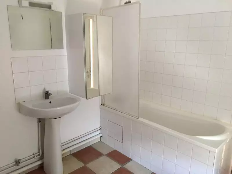 Immeuble, 225 m²