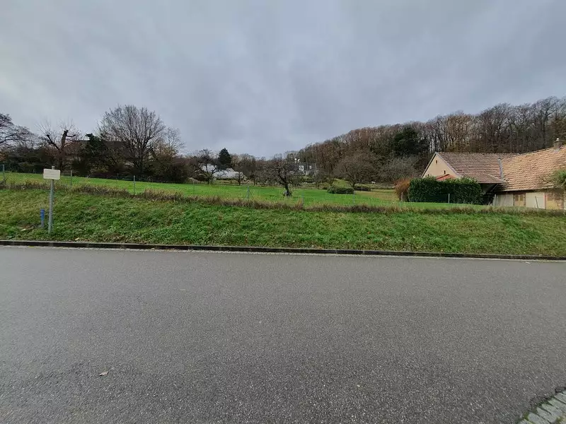 Terrain, 751 m²