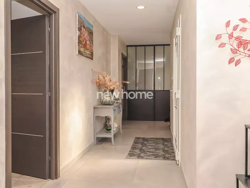 Maison, 180 m²