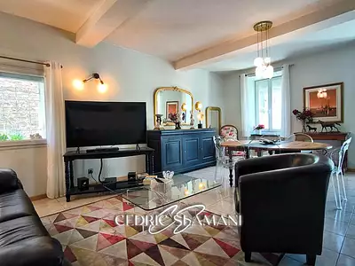 Maison, 195 m²