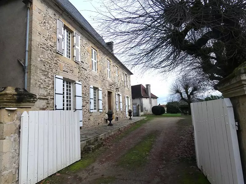 Maison, 176 m²