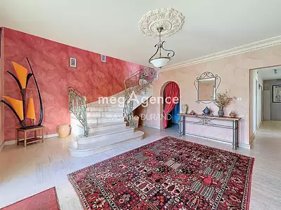 Maison, 235 m²