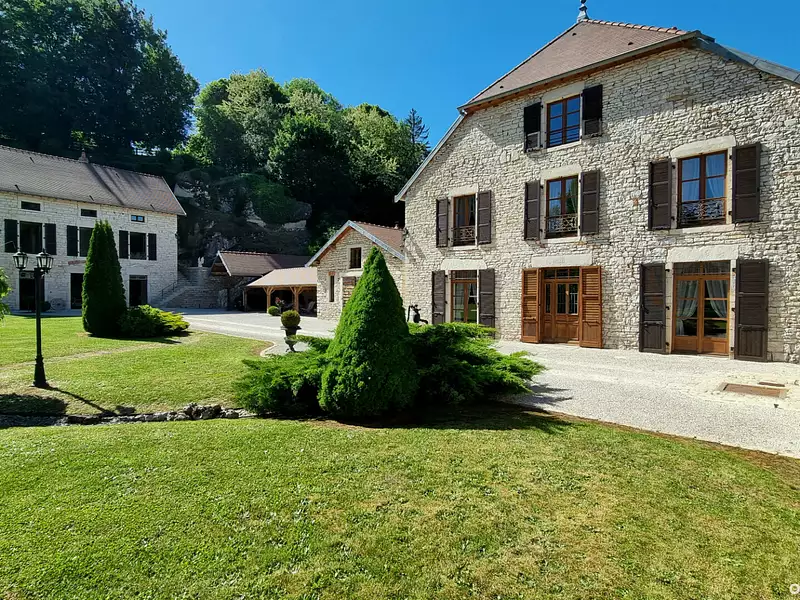 Maison, 380 m²