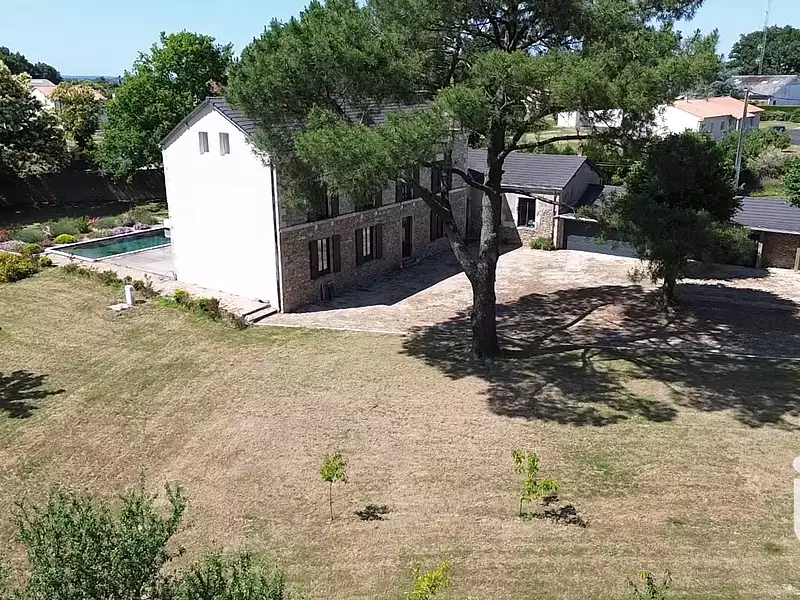 Maison, 290 m²