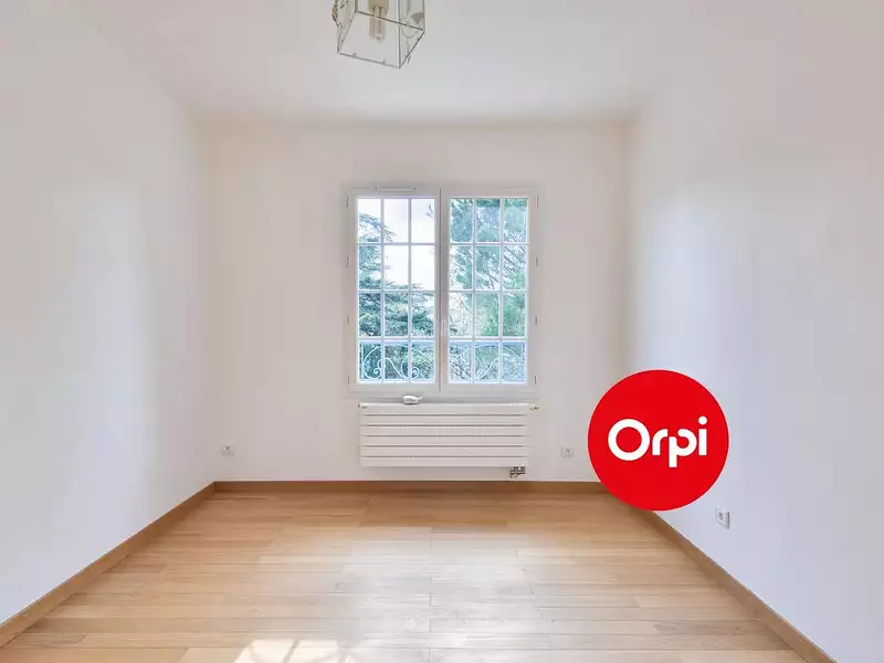 Maison, 302 m²