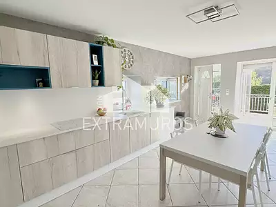 Maison, 158 m²