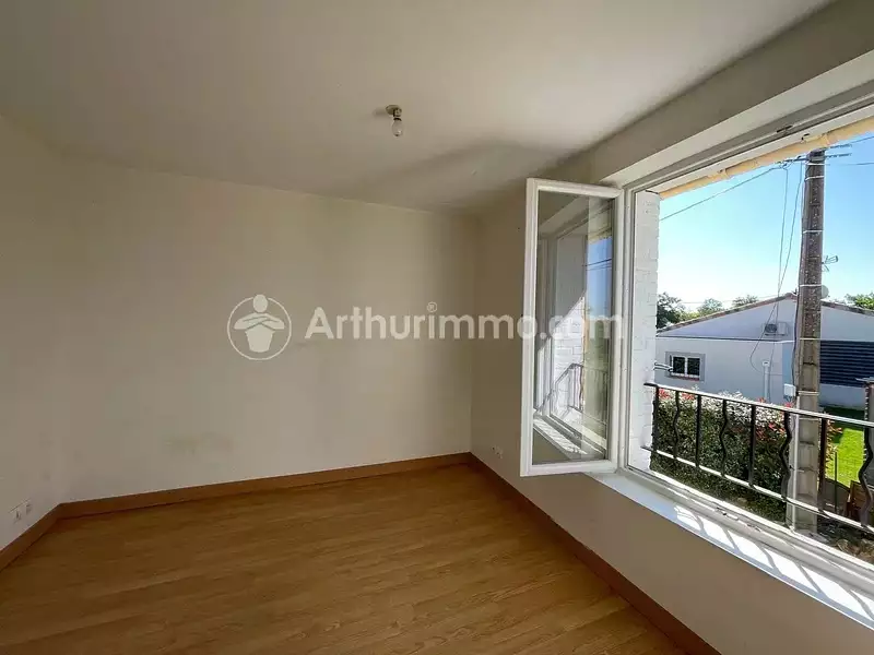 Maison, 270 m²