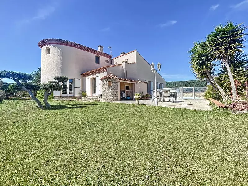 Maison, 273 m²