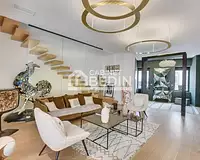 Maison, 400,3 m²