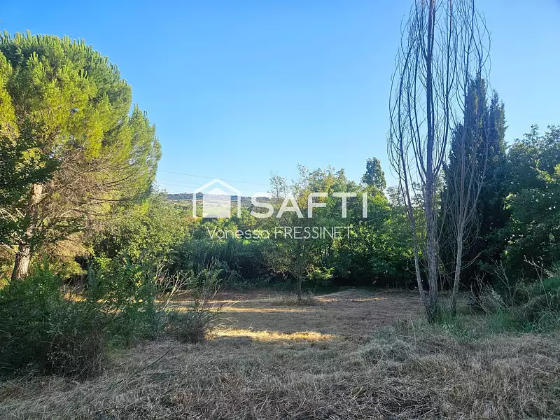 Terrain, 849 m²