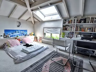 Maison, 225 m²