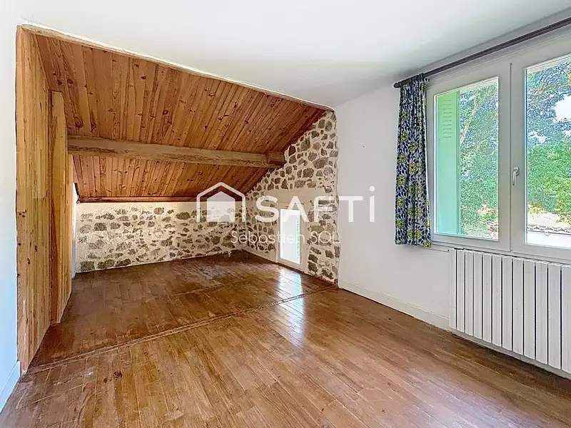 Maison, 220 m²
