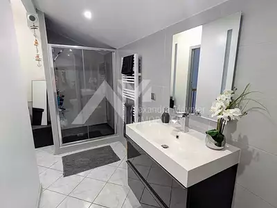 Maison, 176,68 m²
