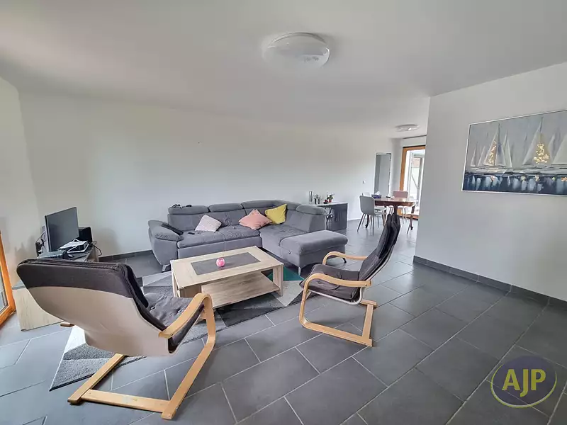 Maison, 104,02 m²