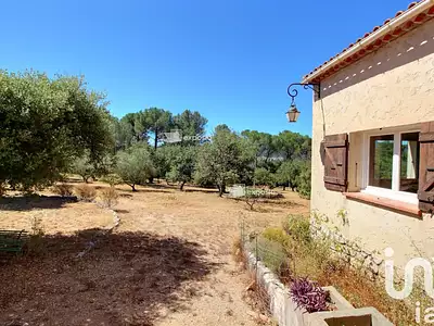 Maison, 242 m²