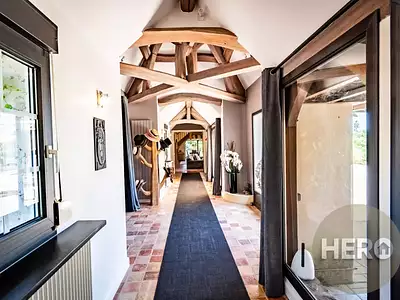 Maison, 345 m²