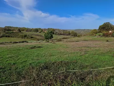 Terrain, 1 296 m²
