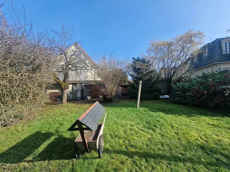Terrain, 258 m²