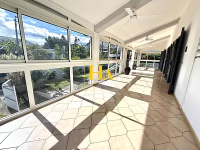 Maison, 303 m²