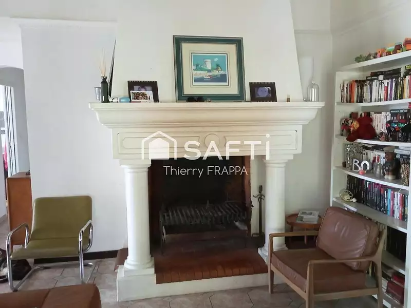 Maison, 159 m²