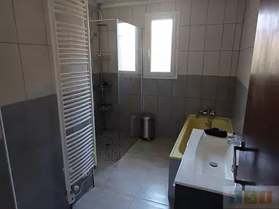 Maison, 121 m²