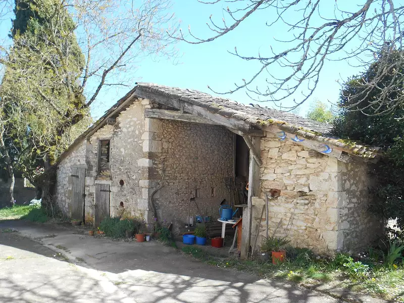 Maison, 790 m²