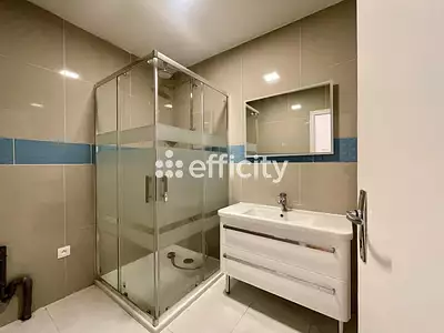Maison, 228 m²