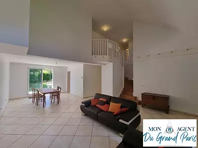 Maison, 158 m²