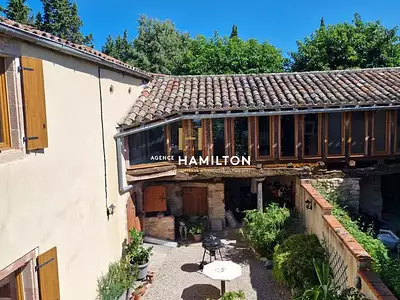 Maison, 230 m²