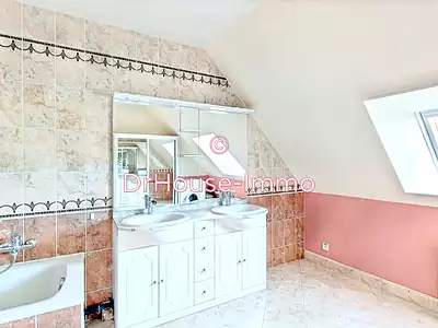 Maison, 140 m²