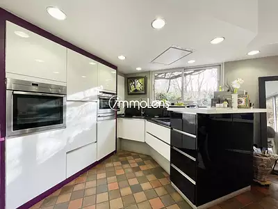 Maison, 319 m²